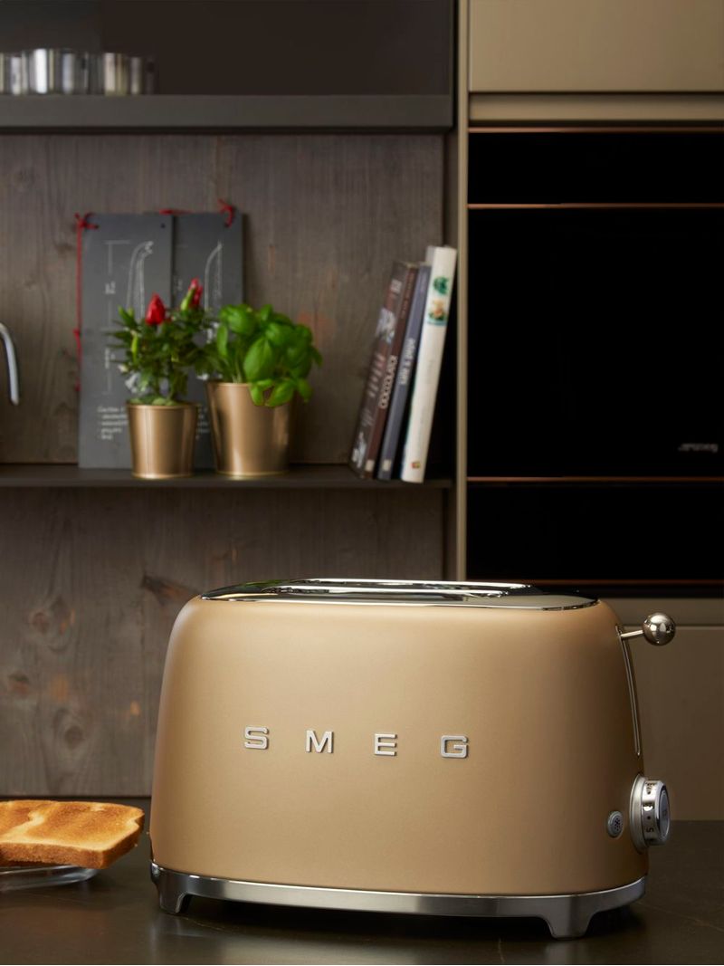 SMEG 2 Slice Toaster Matt