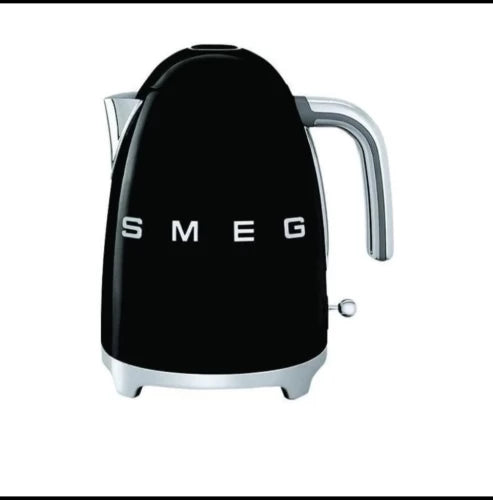 SMEG Electric Kettle 1.7 L (Black)